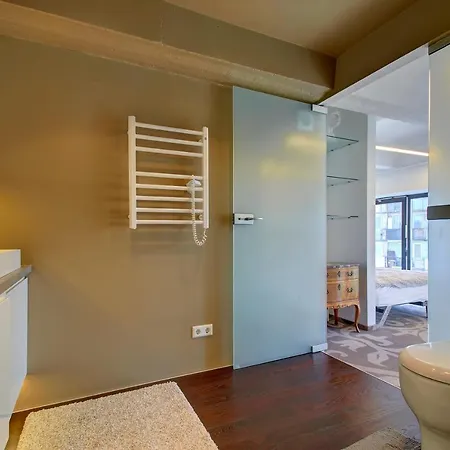 Loft 65 Panoramic View Apartment